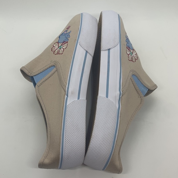 DISNEY NWOT Eeyore Slip-on Sneaker 7 Shoe *Flawed Embroidered Canvas Casual - Picture 5 of 9